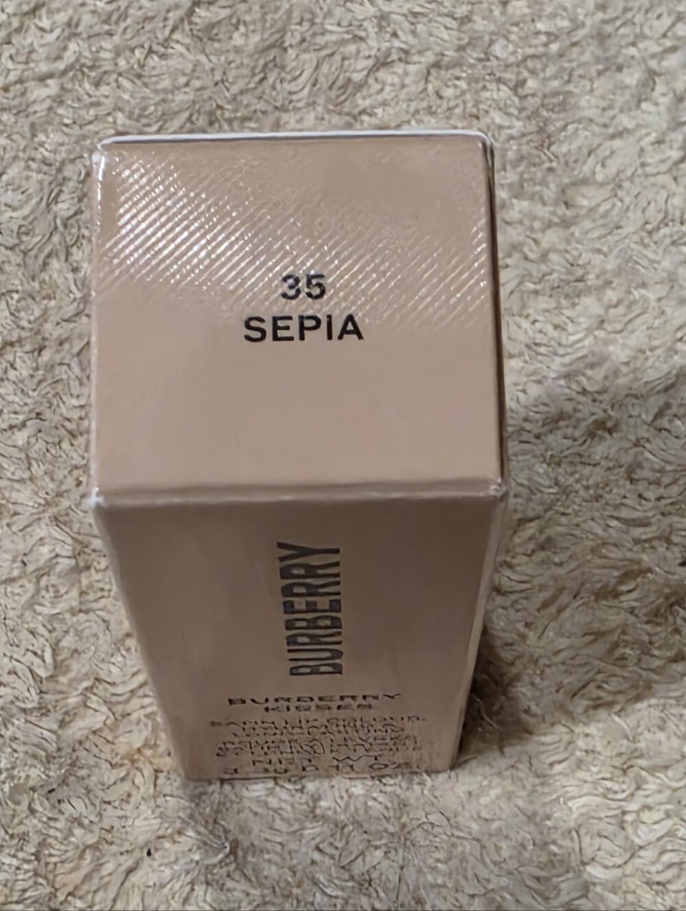 Burberry Kisses – Sepia No.35 Satin Lip Colour deep red color dark pink rosy New - Picture 2 of 8